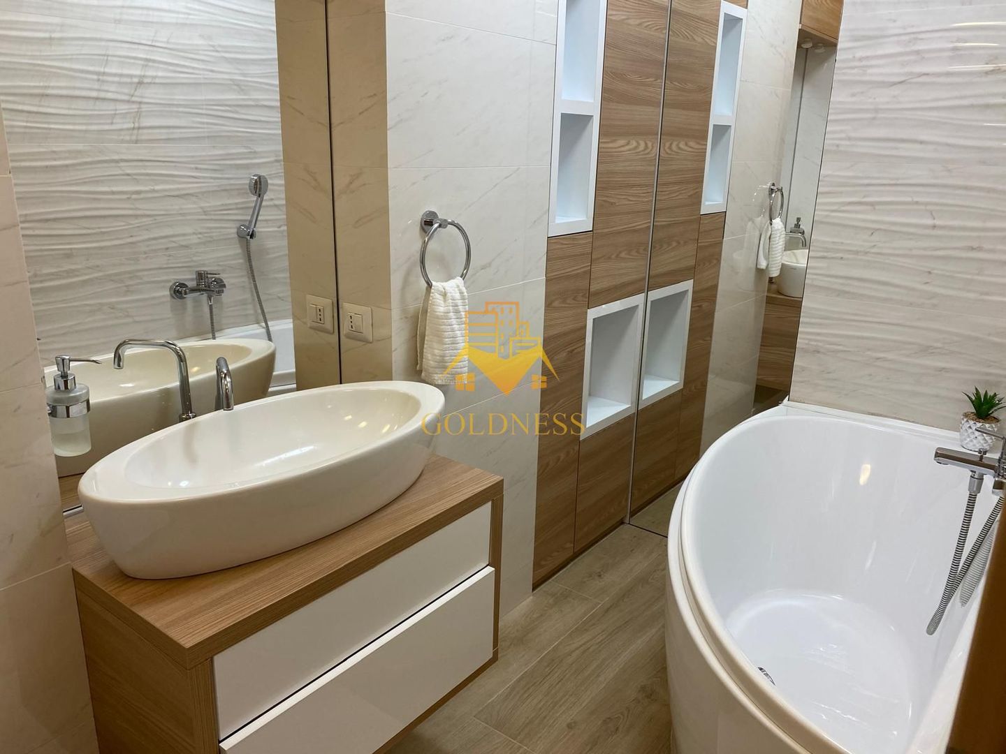 5 camere,modern,garaj, bloc nou zona Centrala, Platinia, Usamv,Motilor - Poză 13