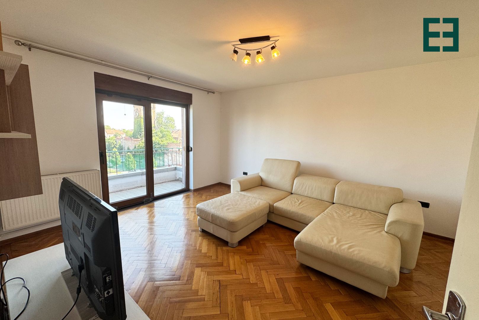 Apartament cu 2 camere zonă centrală - ARAD - Poză 3
