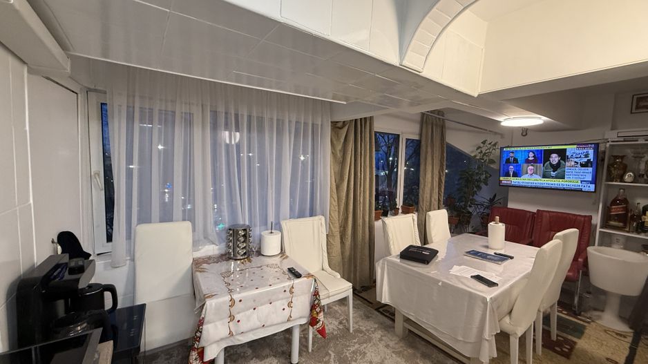 Ap 3 cam 90 mp -cu balcon - et 1- mobilat/utilat-langa Mega Mall - Poză 4