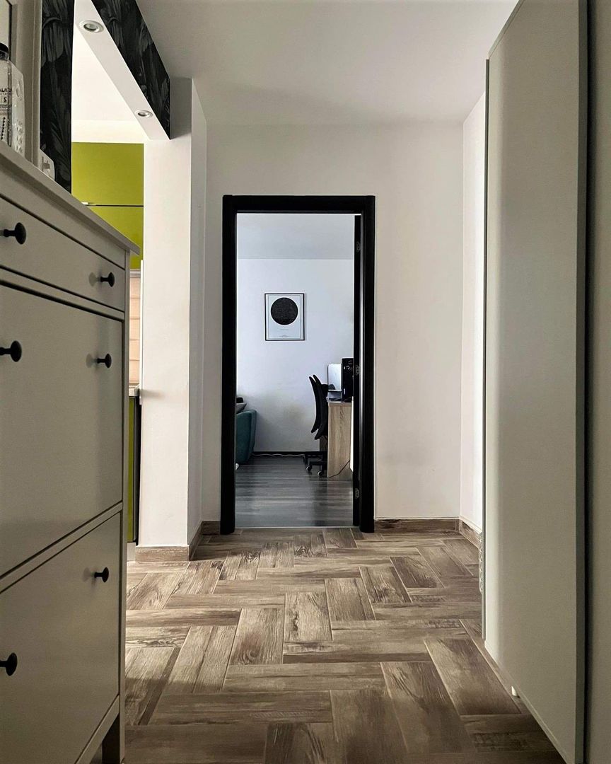 Vanzare apartament 2 camere Sebastian - str. Ileana Cosanzeana - Poză 9