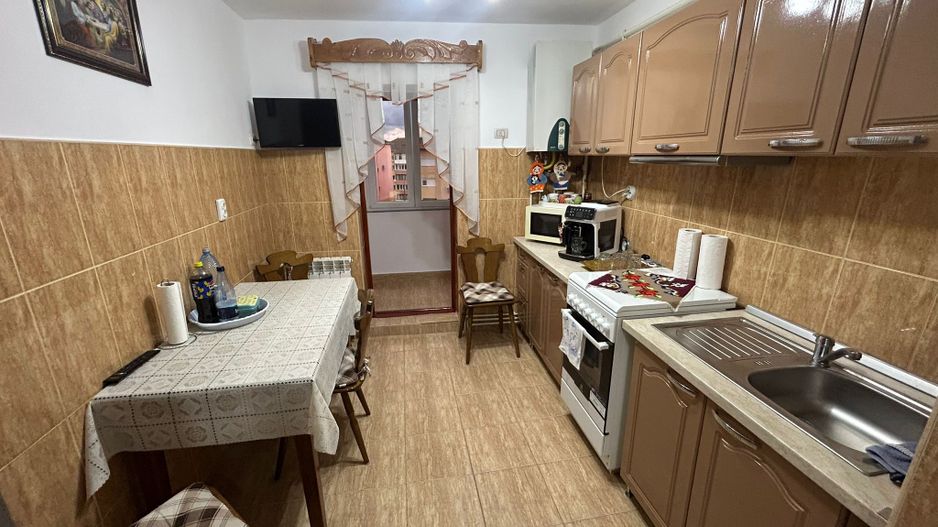 Apartament 2 camere, decomandat - Cugir - Poză 11