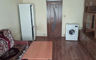 Garsonieră  zona Aradului etaj 3 - Poză 2