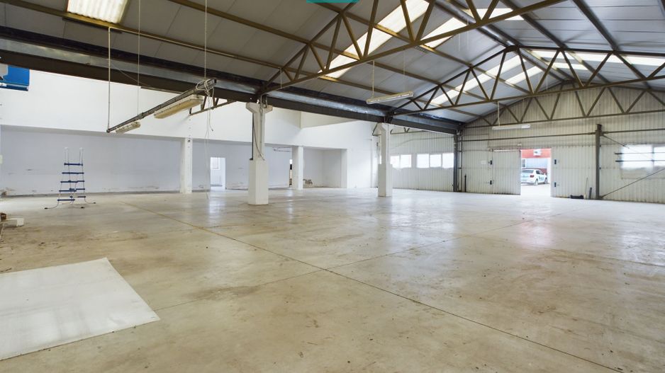 Hală suprafața de 529mp în Arad - Poză 2