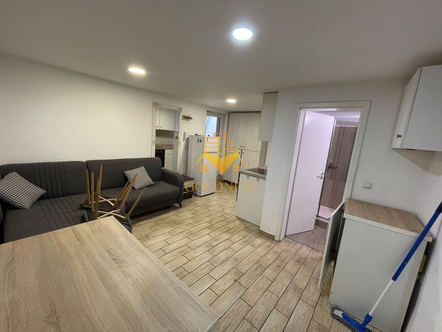 2 Camere Openspace, Demisol, Parcare,Zona decebal,Traian,Horea - Poză 4