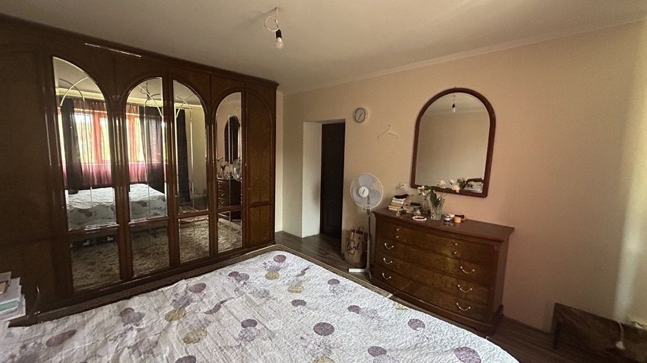Casă Vilă de Vânzare în Comuna Balțata - Poză 19
