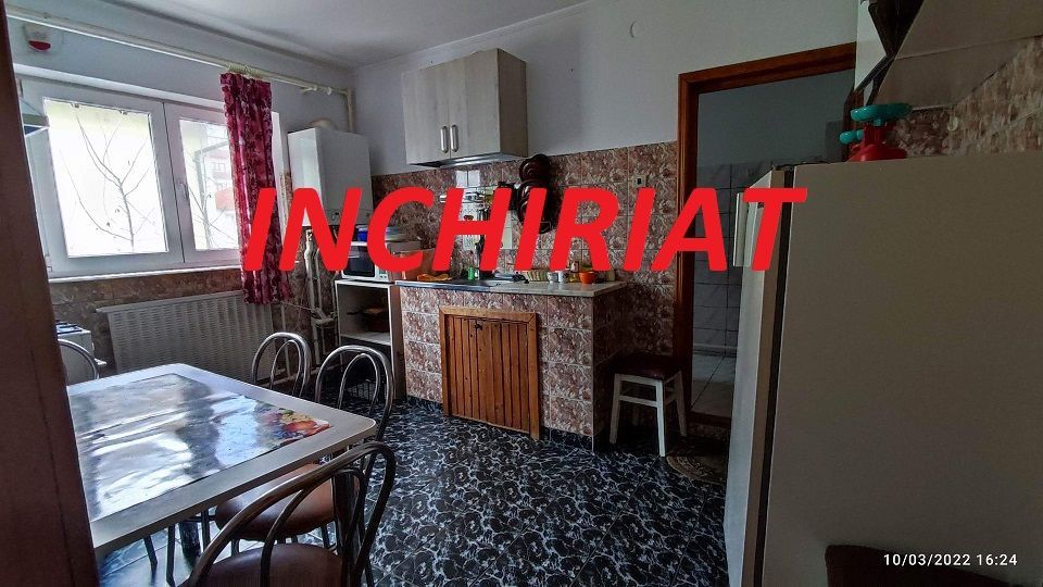 Inchiriere apartament in Vila pentru cazare termen lung, Pitesti - Poză 1
