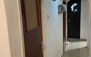 Apartament 3 camere, decomandat, centrala proprie | Auchan Titan - Poză 8