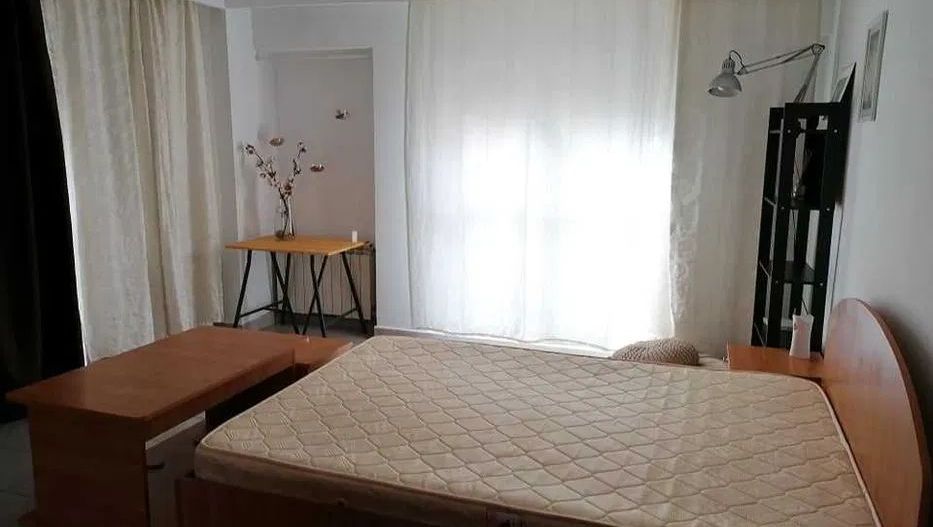 Piata Unirii, Bd. Corneliu Coposu, Piata Sf. Vineri, garsoniera - Poză 3