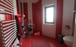 Casă / Vilă cu 9 camere de vânzare în zona Bogdanestilor - Poză 10