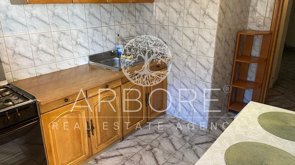 Închiriere apartament 3 camere, decomandat, zona Traian-Unirii - Poză 2