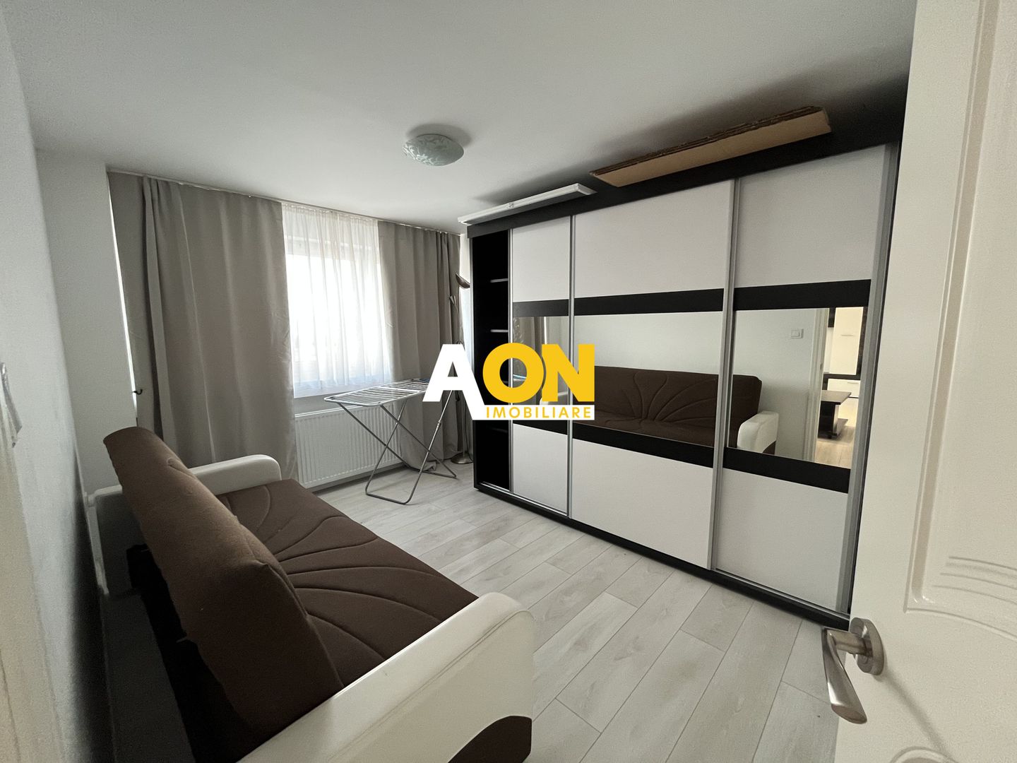 Apartament cu 3 camere de inchiriat, 100mp utili, garaj, priveliste - Poză 6