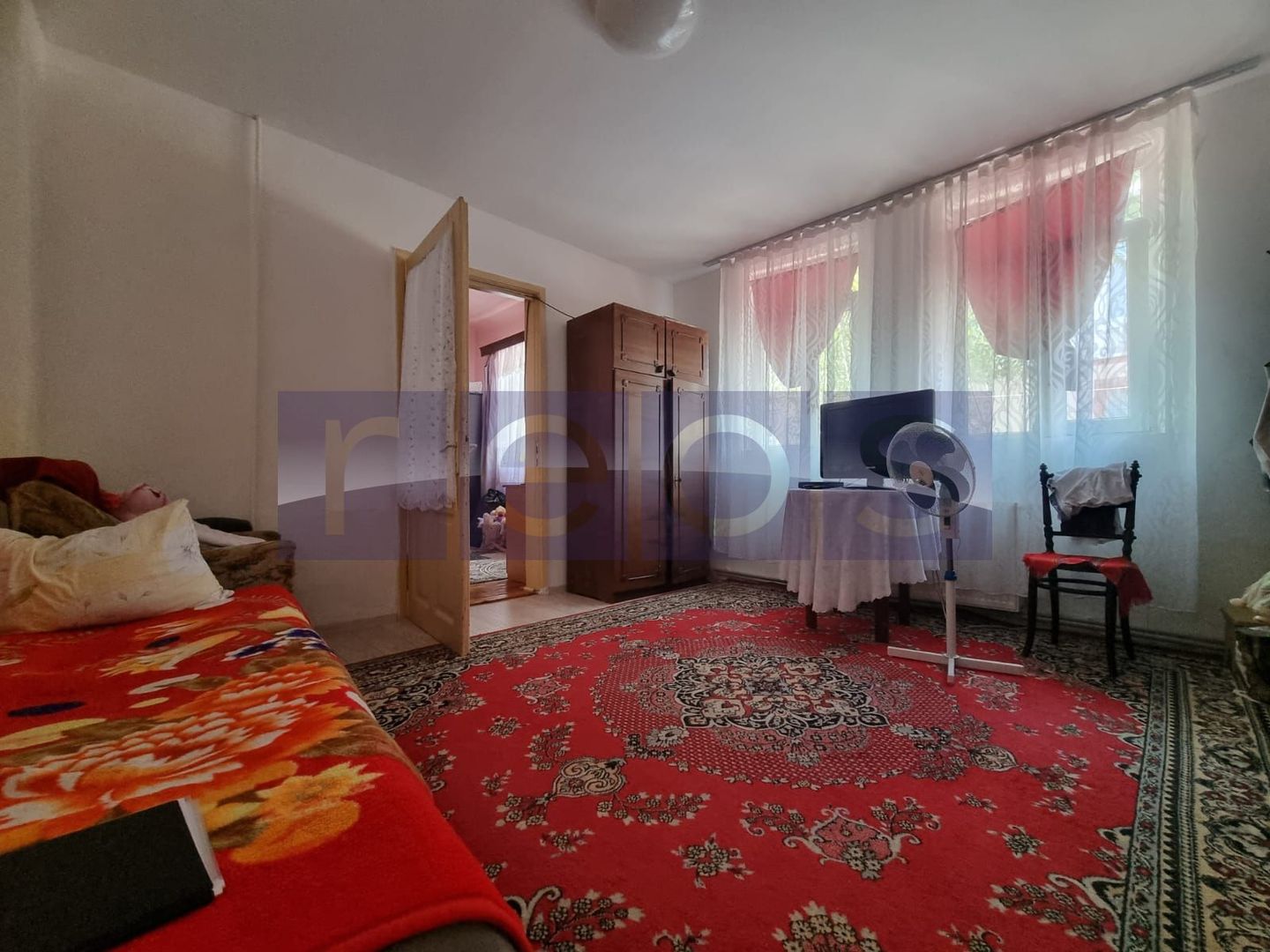 VANZARE CASA 2 CAMERE | ZONA TINERETULUI -CURTE COMUNA - Poză 2
