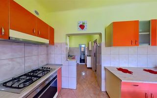 Liniste si aer curat - casa in zona pitoreasca Voiniceni, Mures - Poză 10