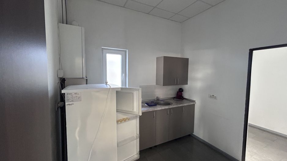 Spațiu comercial de închiriat – Vladimirescu, jud. Arad - Poză 4