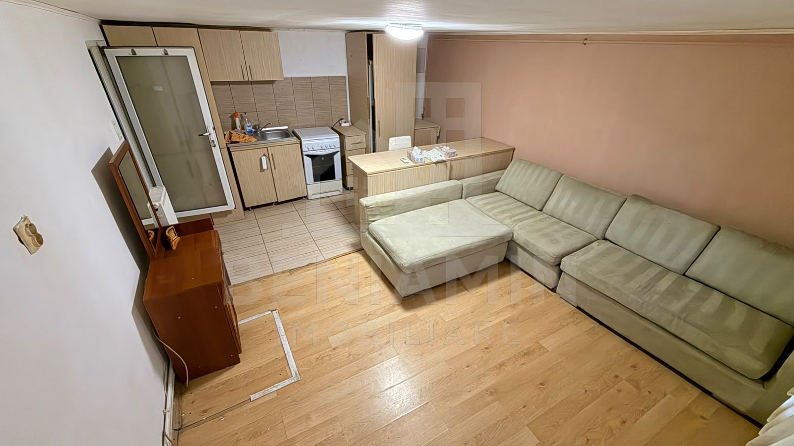 Casa P+1 - centrala - renovata 2010 - Rovine - Piata Centrala - Poză 1