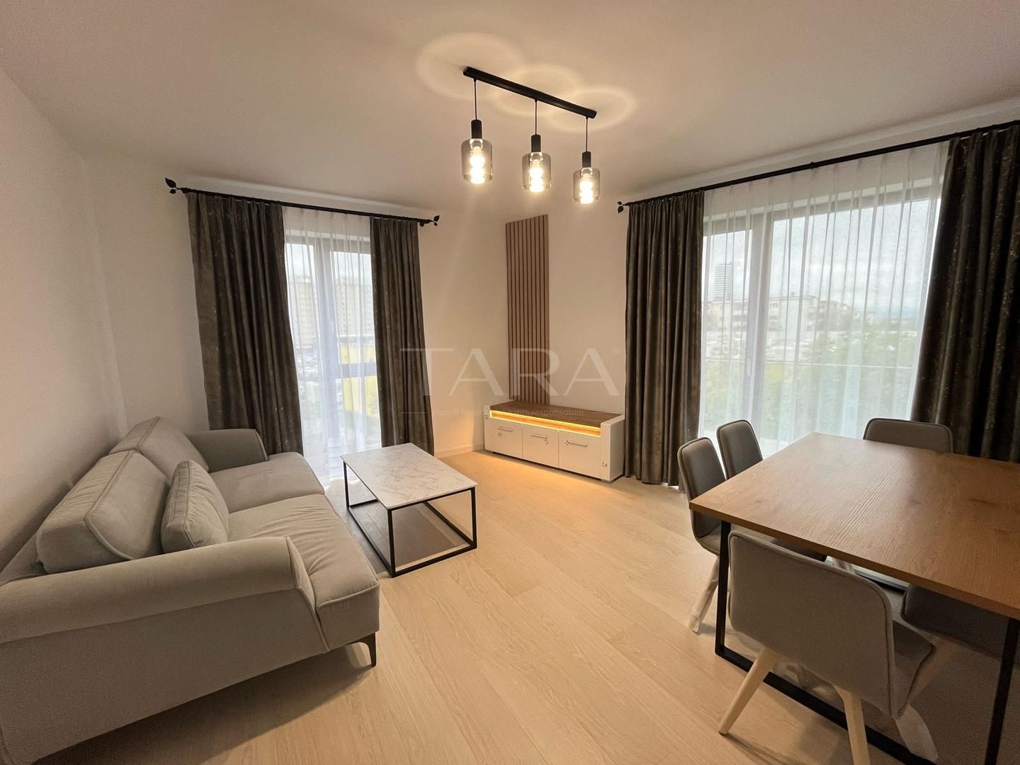 Apartament cu 2 camere. - Poză 1