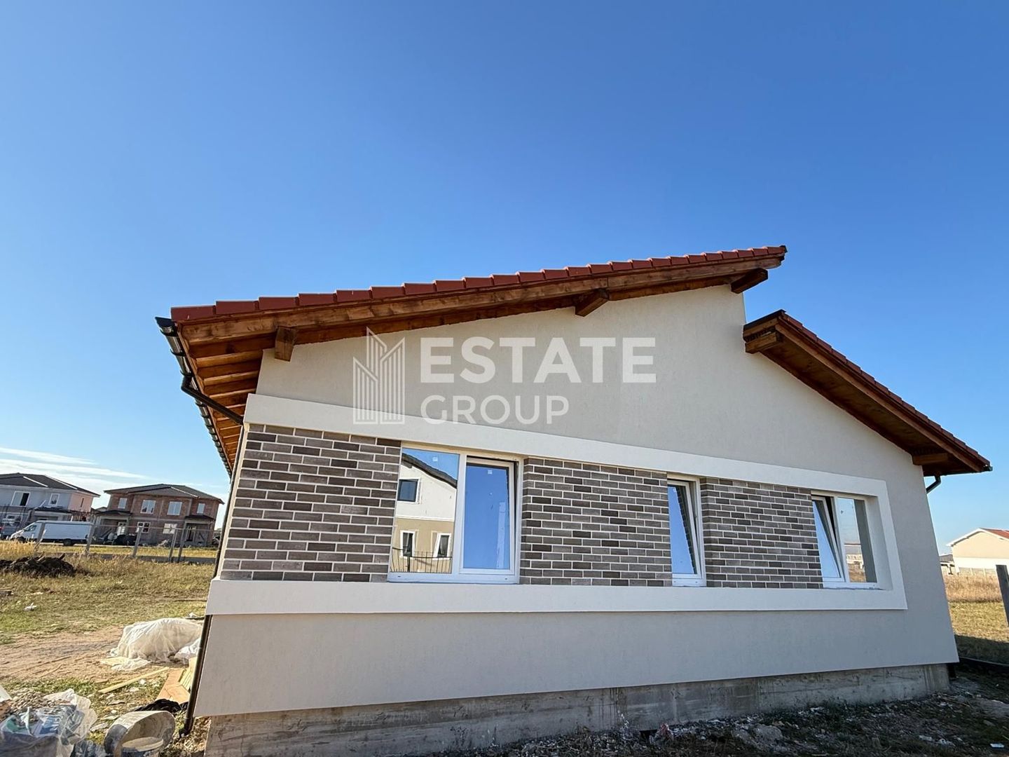 Casa individuala pe parter Mosnita Noua - Poză 2