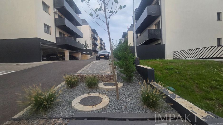 Apartament modern cu 2 camere & parcare subterana in Baciu zona Petrom - Poză 8