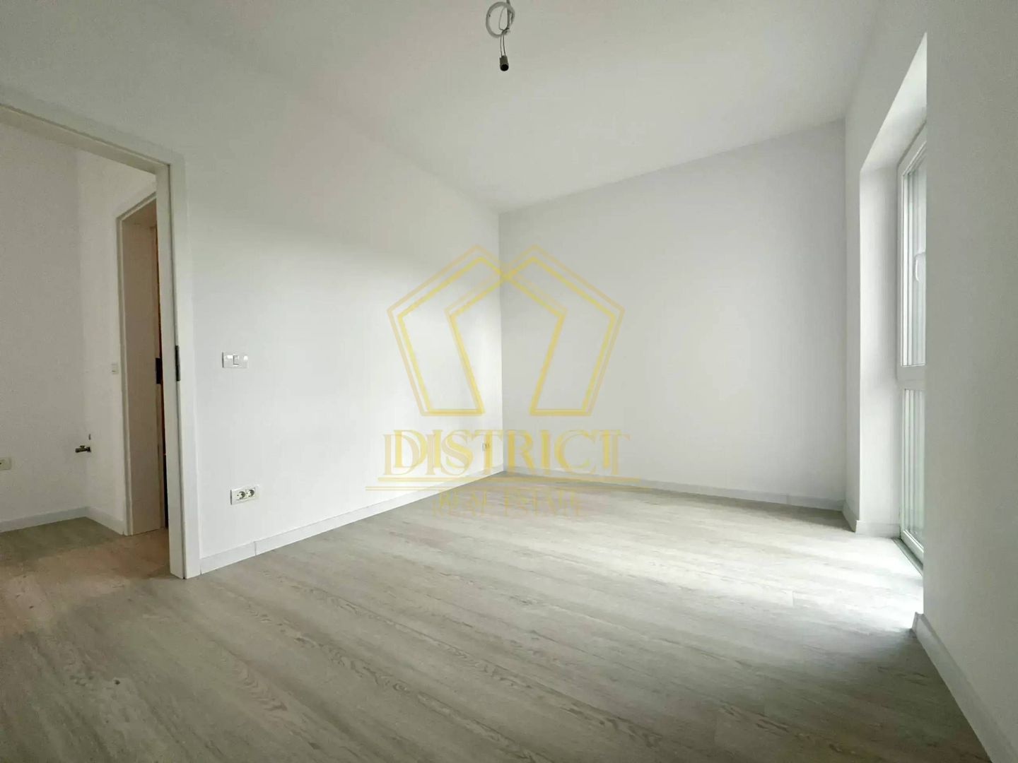 Apartament deosebit cu 3 camere  | Comision 0% | Mehala - Poză 3