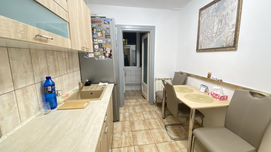 Apartament 3 Camere, Decomandat, Etaj 3,  Zona Aradului, Comision 0% - Poză 4