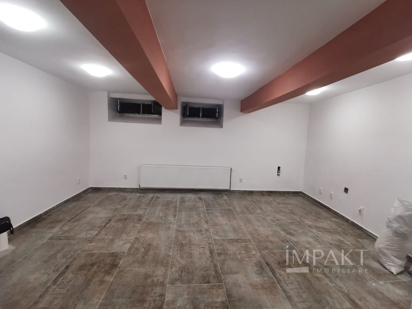 De vanzare -spatiu birouri 2 camere - Centru - Poză 18