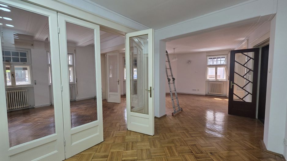 Apartament 4 camere de inchirat Armenasca Romana - Poză 19