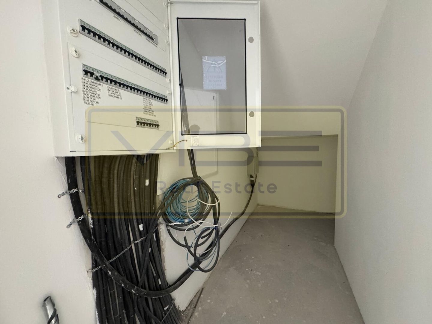 Cladire birouri / comerciala Tudor Vladimirescu-Iulius Mall - Poză 14