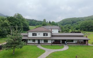 Complex turistic și proprietate deosebită de vânzare în Valea Dobârlău - Poză 7