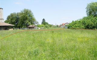 Teren intravilan cu utilitati in centrul comunei Cristian - Poză 6