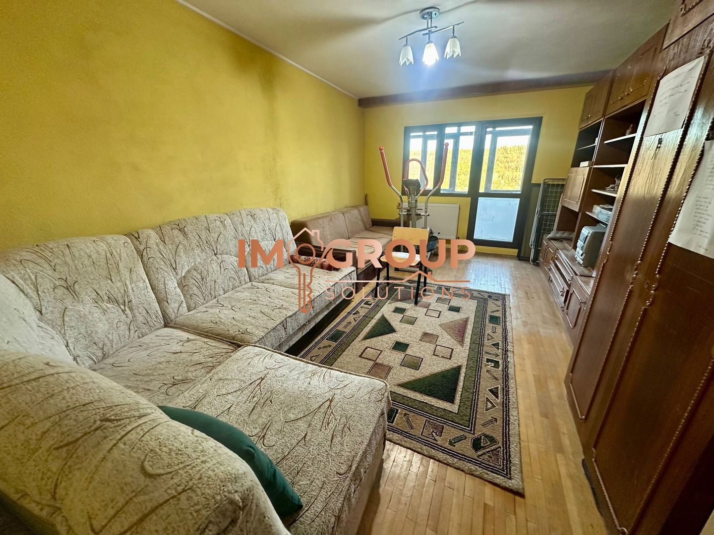 Cug Selgros - 2 Camere Decomandat - Eta3/4 - Bloc 1986 - Poză 1