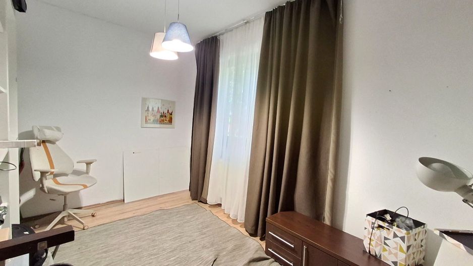 De Vanzare Casa  cu 4 camere  zona Tunari - Poză 6