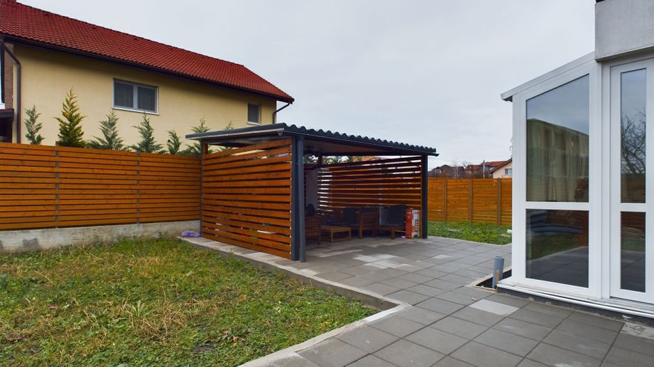 Apartament modern cu 3 camere și curte privată generoasă – Dumbrăvița - Poză 12