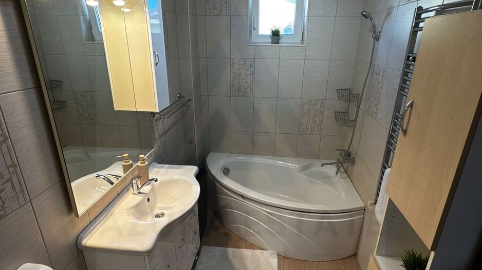 Apartament modern 3 camere 66 mp utili balcon 4,65 mp Zona Turnisor - Poză 13