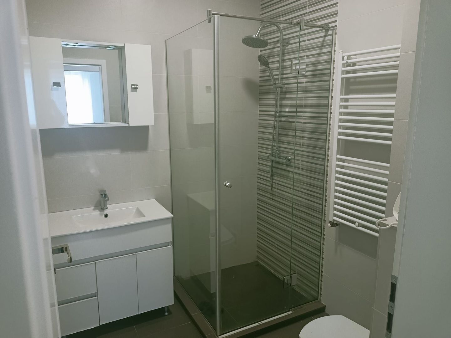 De inchiriat! Duplex nou in zona de case Db. Rotund - Poză 21