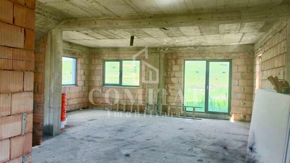 Casă individuală de vânzare | 4 Camere | 110 mp | Dezmir - Poză 4