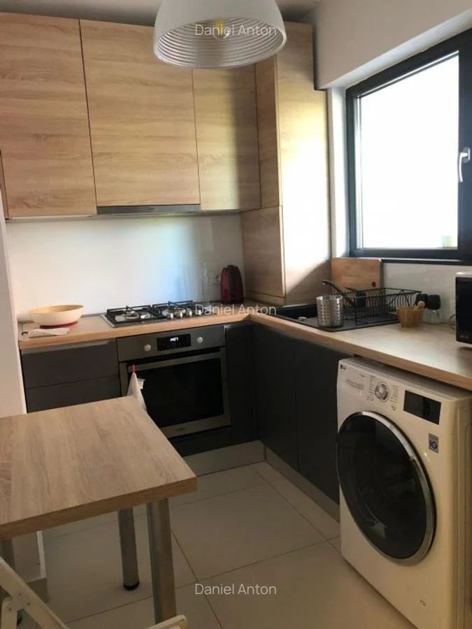 Garsoniera- Piata Victoriei - Poză 1