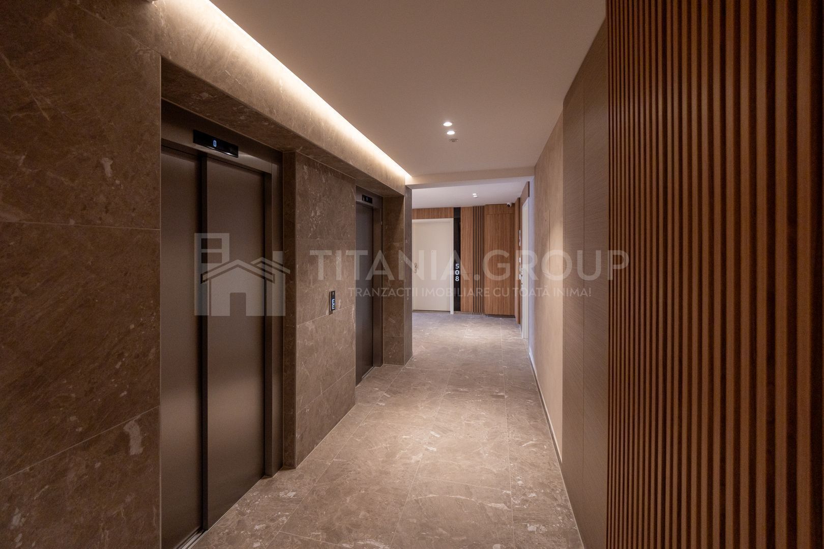 Apartament 2 camere cu vedere panoramică spre munte - Kasper Coresi - Poză 15