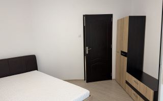 Persoană Fizică închiriez apartament cu 2 camere decomandat - Poză 11