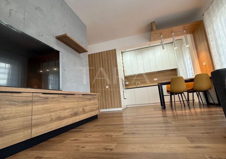 Apartament ultrafinisat, 54 mp, balcon și parcare, Baciu. - Poză 1