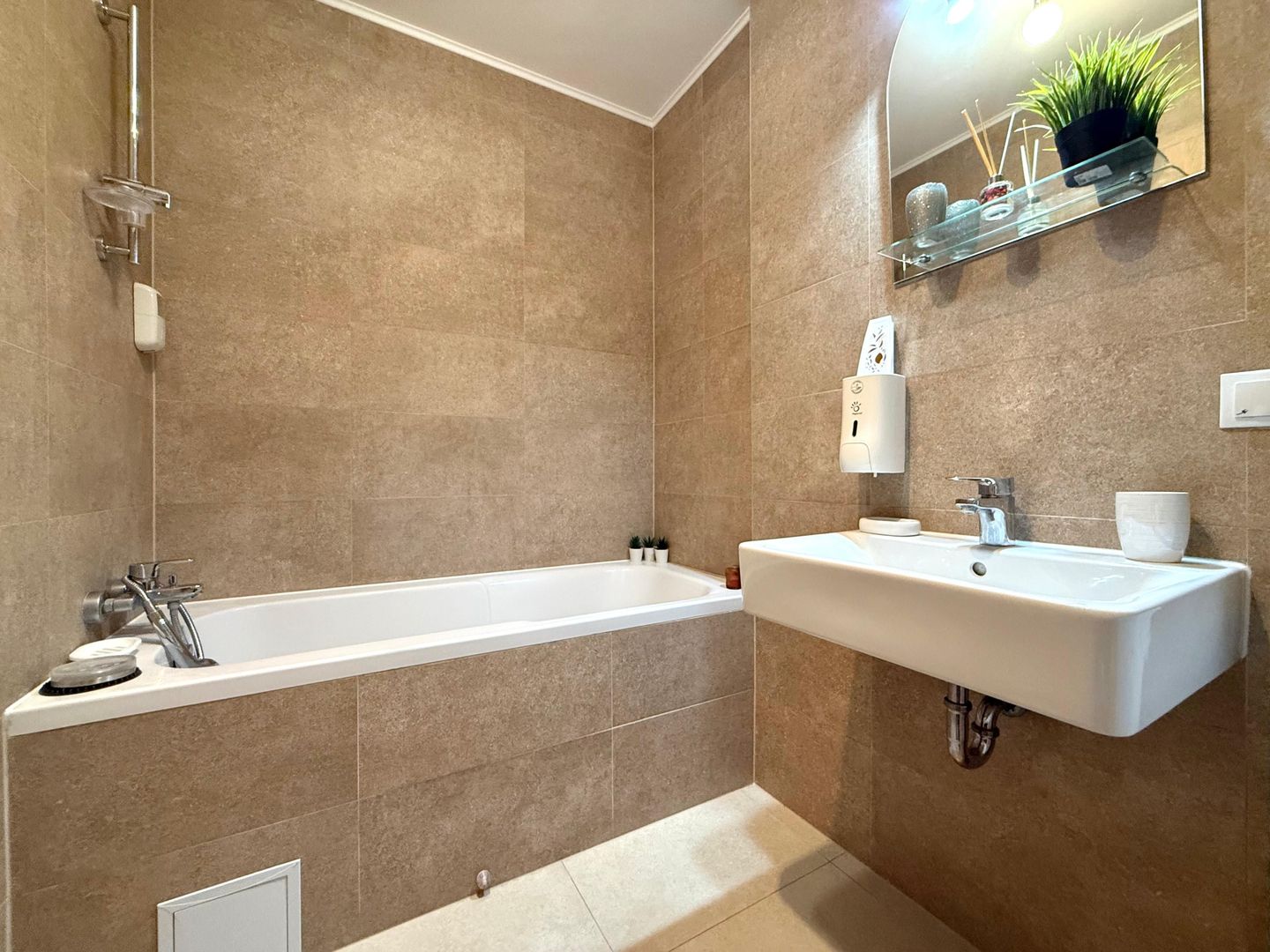 Studio Modern | Parcare + boxă | Avantgarden Coresi (Kasper) - Poză 7