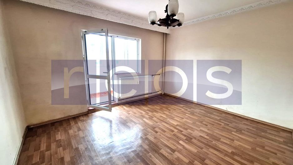 151900 EURO | APARTAMENT 3 CAMERE BLOC REABILITAT PANDURI - Poză 5