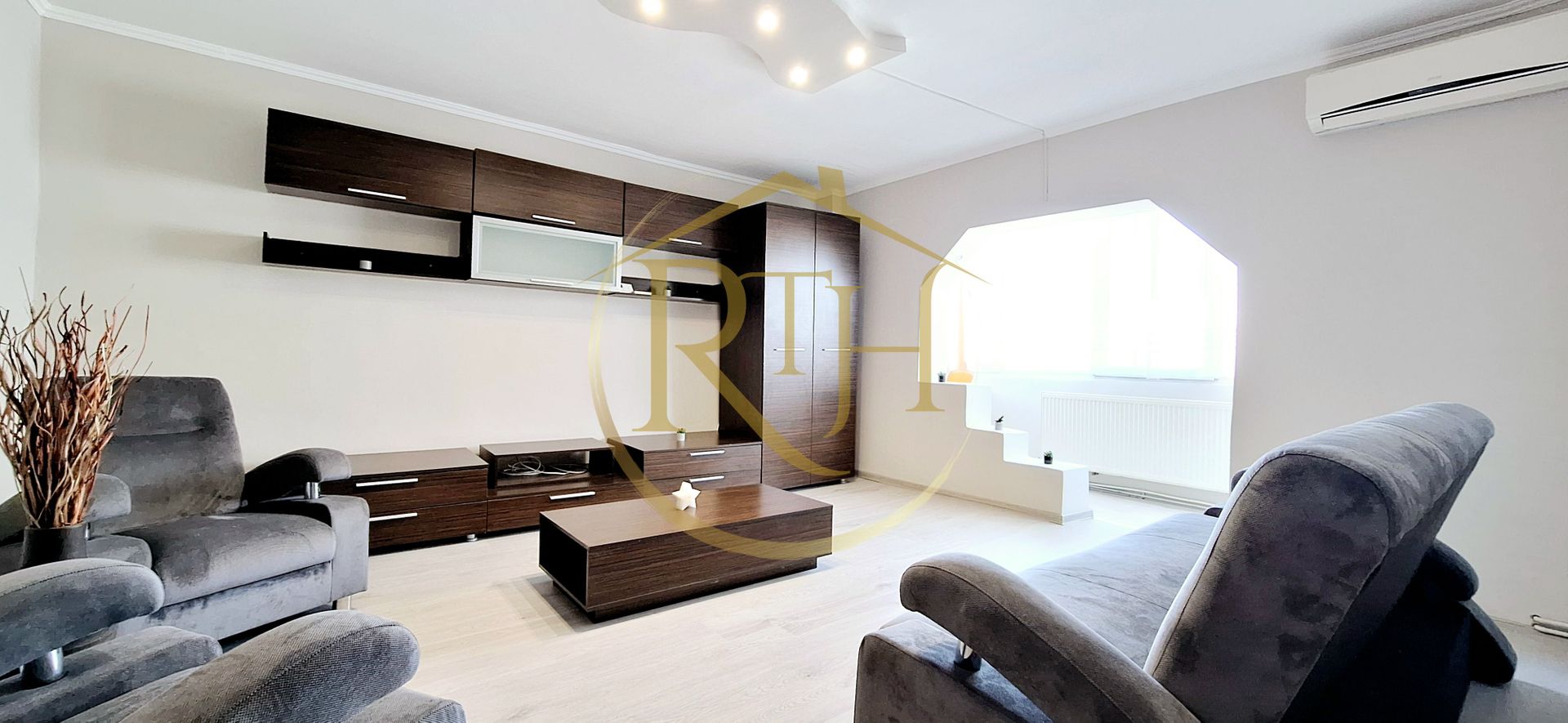 Apartament 1 camera, decomandat, zona Fraidorf langa Lacul Lamaita - Poză 2