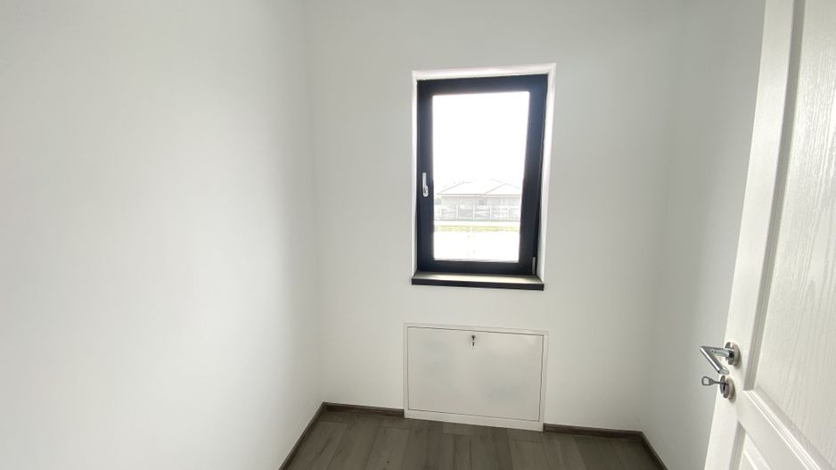 COMISION 0%, Casa individuala, 5 Camere, 120 mp, 322 Teren, SACALAZ - Poză 9