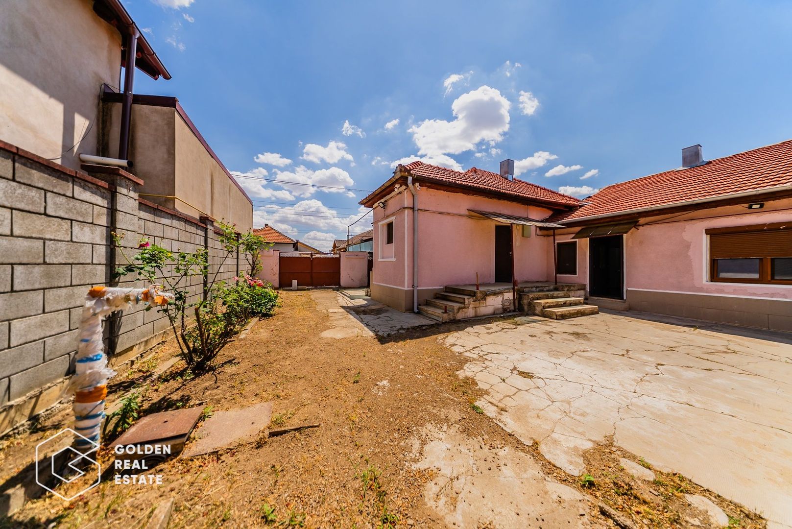 Casă 3 camere renovată în Bujac-Sega , 2 corpuri, teren 572 mp - Poză 25