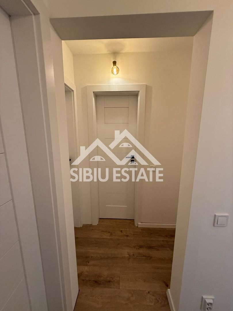 Locație excelentă! Apartament 3 camere renovat, etaj 1, Sibiu - Poză 13