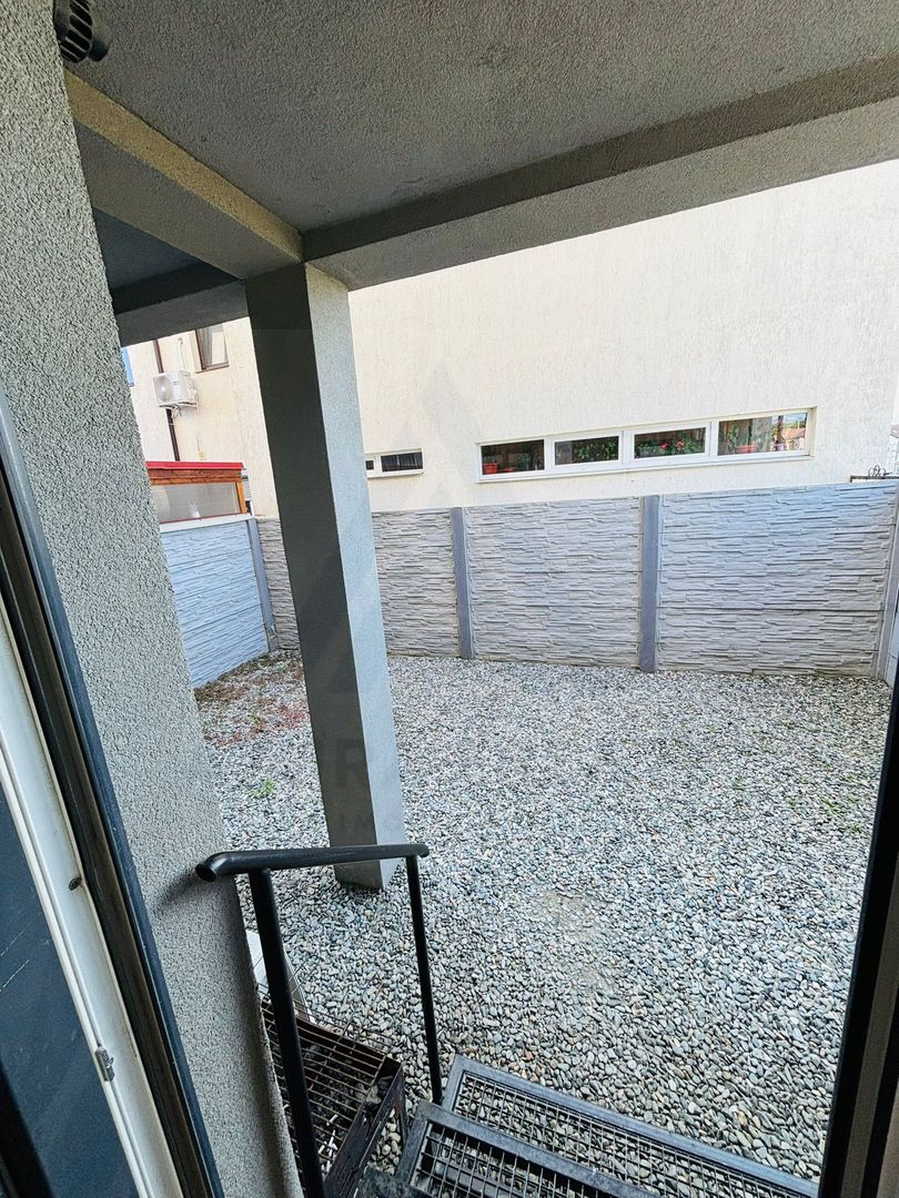 Apartament 3 camere 55 mp utili si curte 40 mp cartierul Arhitectilor - Poză 12