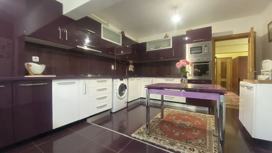 Oaza de liniste si verdeata! Vanzare casa cu 5 camere in Pucioasa - Poză 19