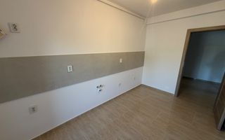 Disponibil imediat. Decomandat. Spatios - Poză 2