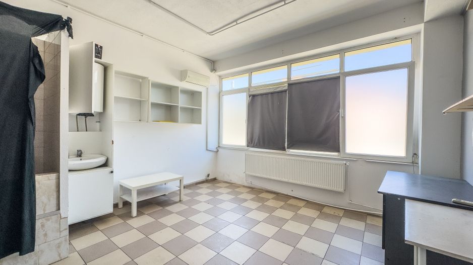 Spatiu Comercial | Piata Gorjului | Vad Exceptional | metrou | 25mp - Poză 3