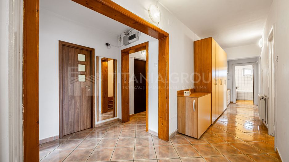 Apartament 4 camere, 109mp, bloc 1992, stare impecabila, comision 0% - Poză 2